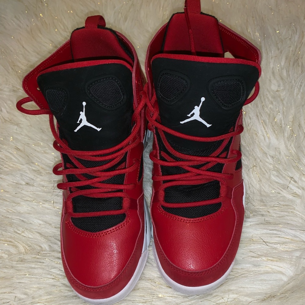 Red Black and White Jordan Flight Club ‘91